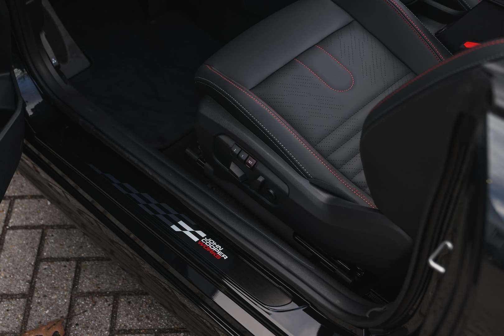 Mini Cabrio John Cooper Works - 2026 - Joinsteer - #10