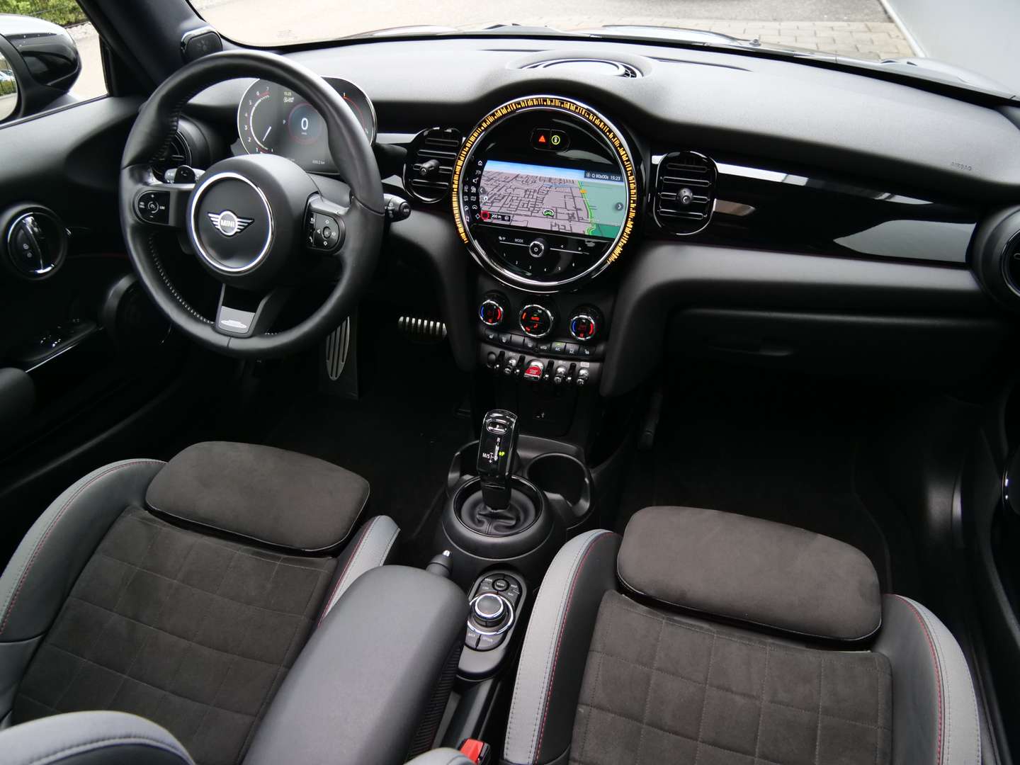 Mini Hatch Essential John Cooper Works - 2022 - Joinsteer - #2