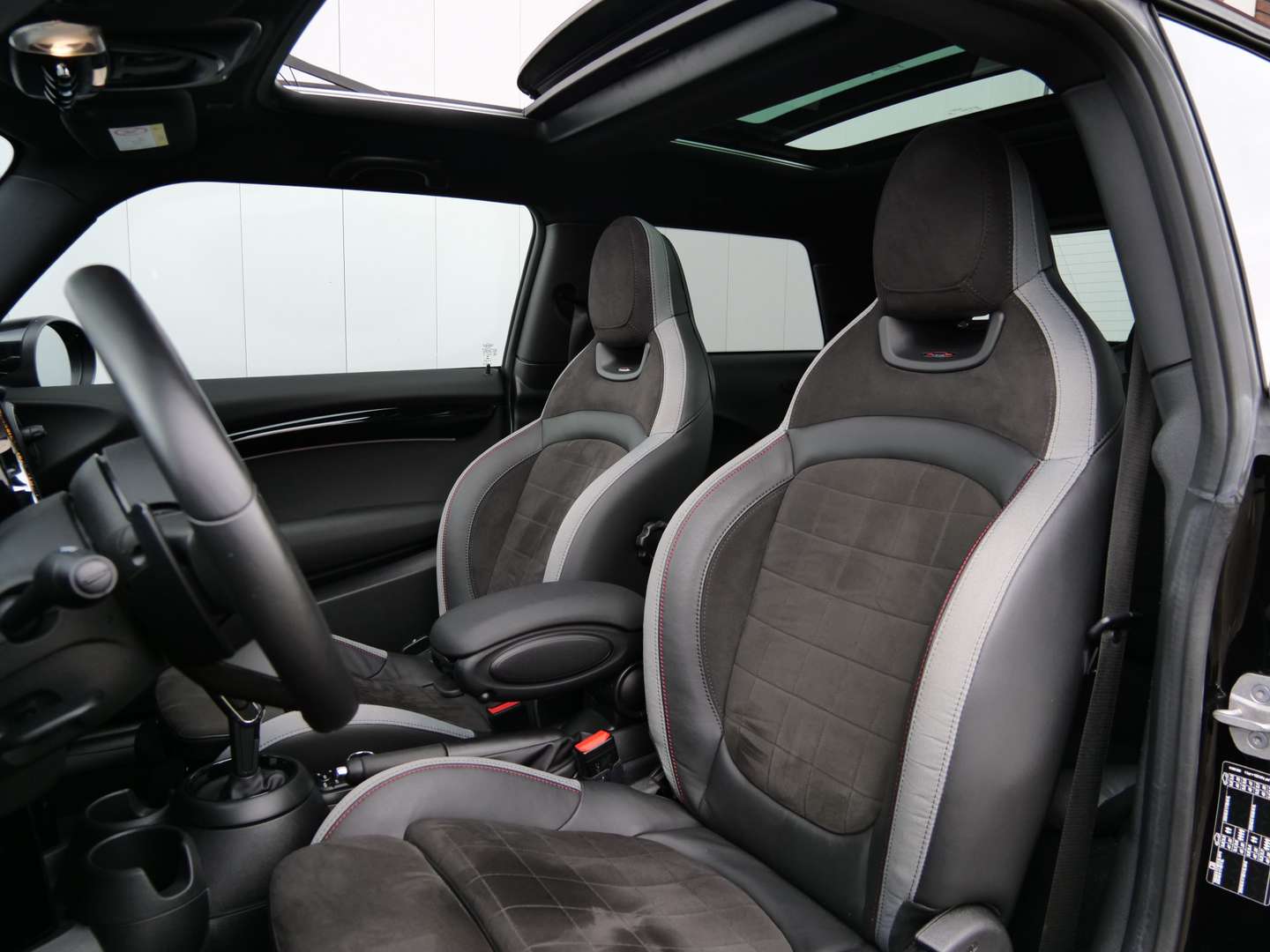 Mini Hatch Essential John Cooper Works - 2022 - Joinsteer - #3