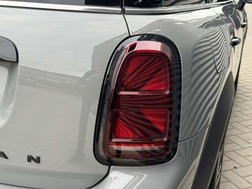 Mini Countryman COOPER SE — photo 23