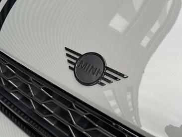 Mini Countryman COOPER SE — photo 28