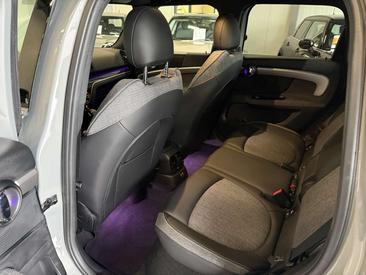 Mini Countryman COOPER SE — photo 31