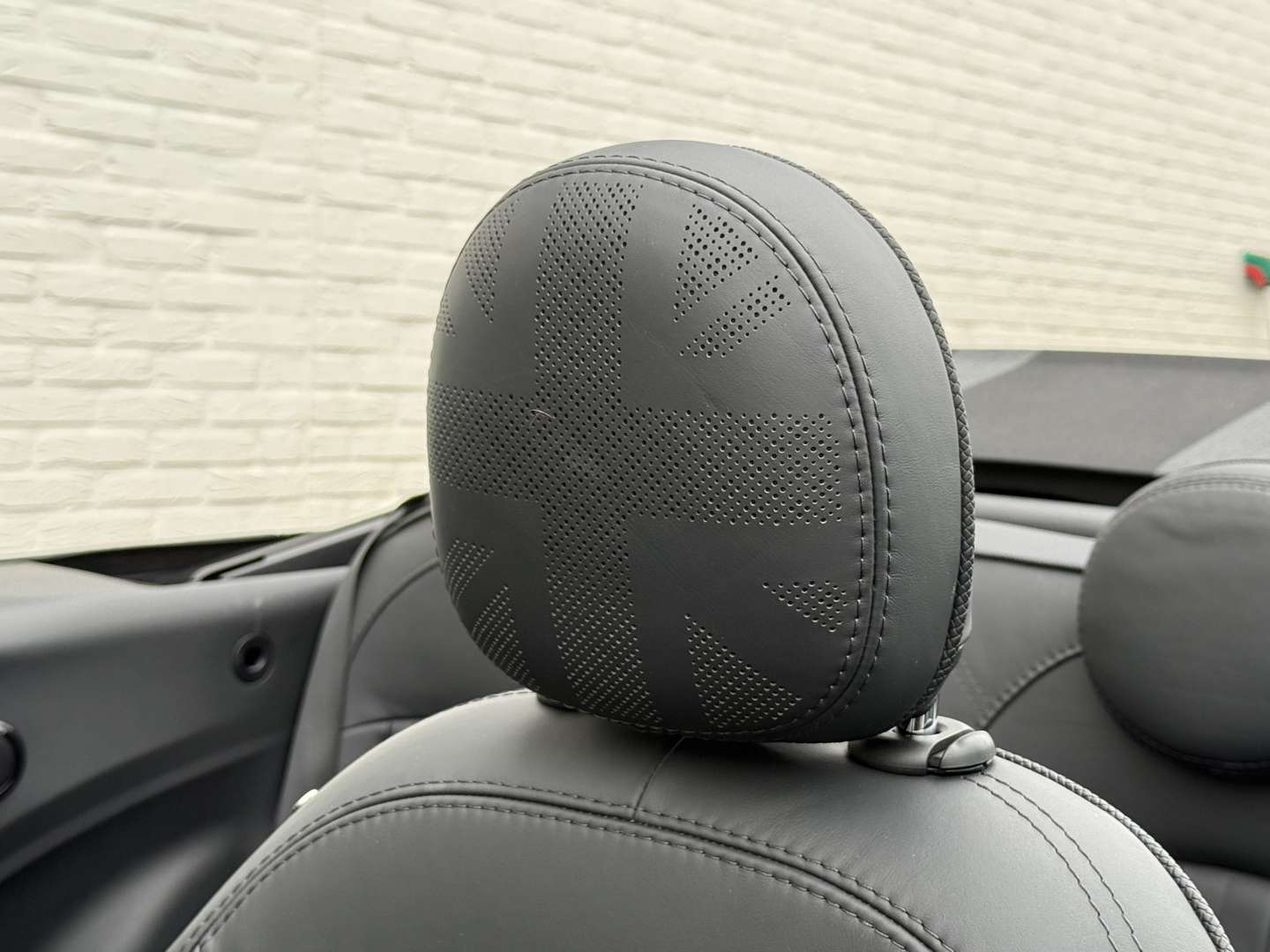 Mini Cabrio John Cooper Works - 2021 - Joinsteer - #25