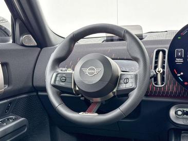 Mini Countryman JCW Cooper E — photo 13