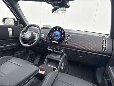 Mini Countryman JCW Cooper E — photo 24