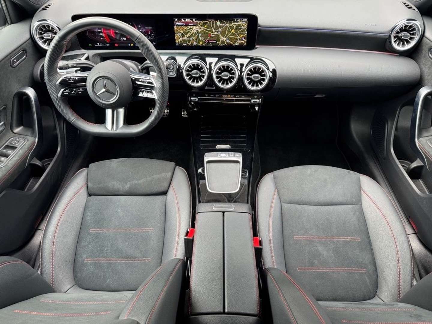 Mercedes Classe A 200 AMG Line - 2025 - Joinsteer - #3