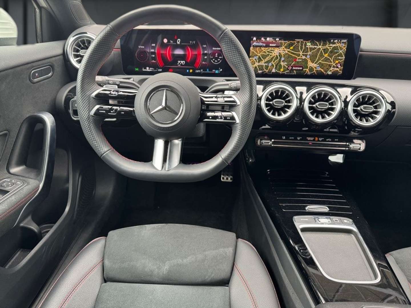 Mercedes Classe A 200 AMG Line - 2025 - Joinsteer - #7