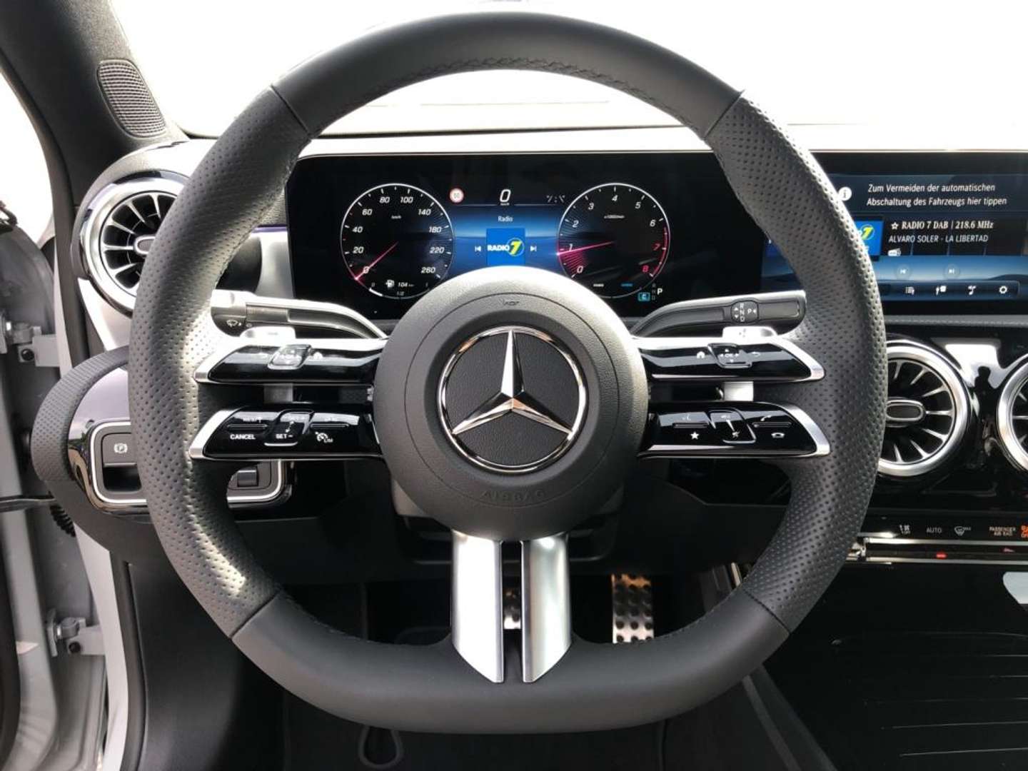 Mercedes Classe A 180 AMG Line - 2025 - Joinsteer - #10