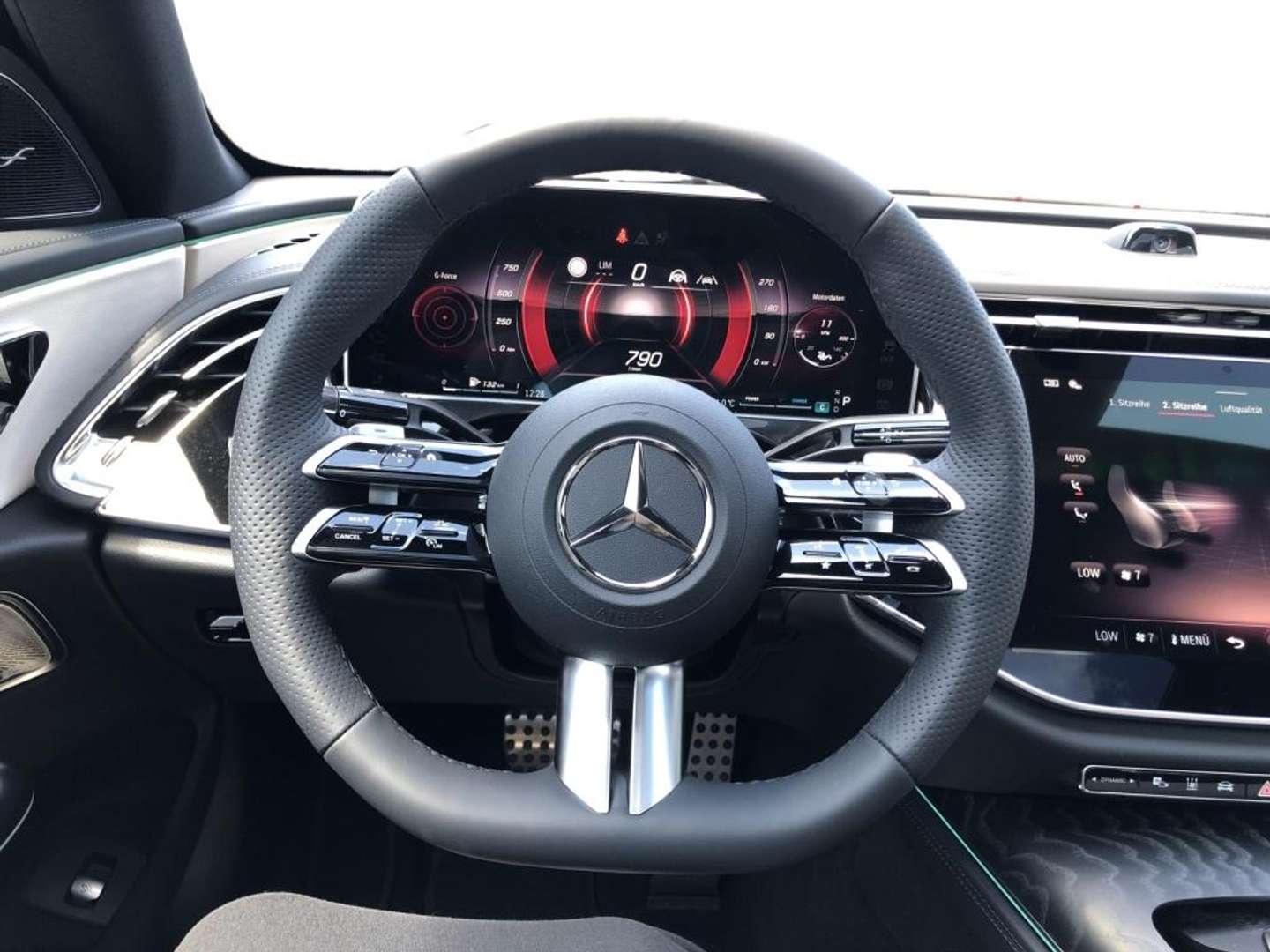 Mercedes Classe E 450 Night Edition - 2025 - Joinsteer - #10