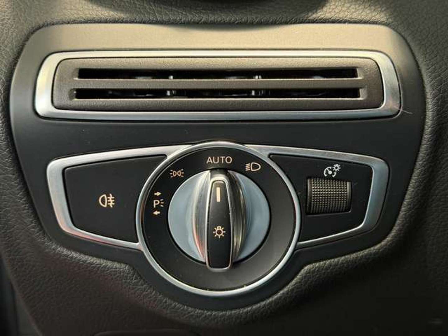 Mercedes Classe C 180 AVANTGARDE - 2021 - Joinsteer - #18