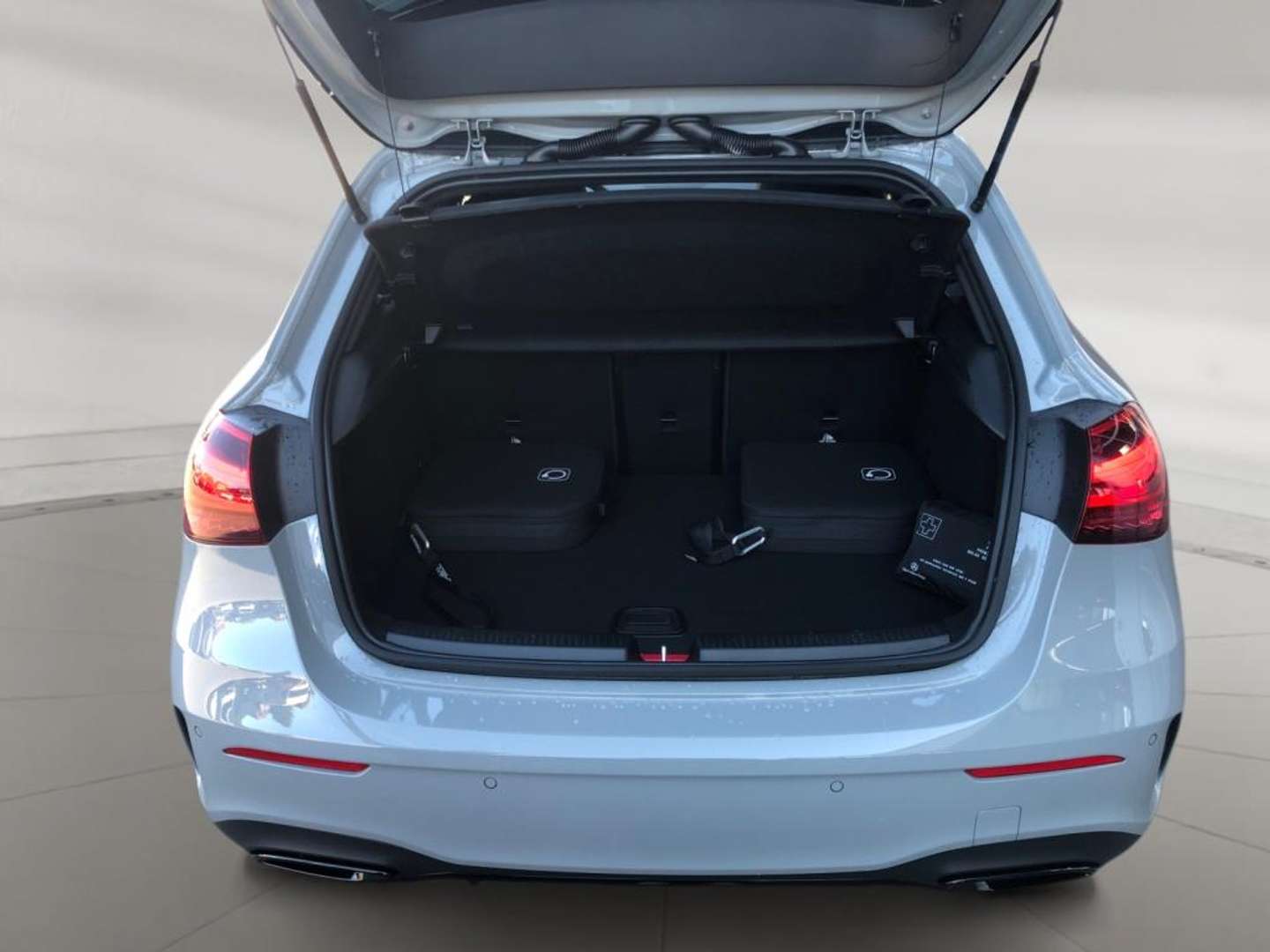 Mercedes Classe A 250 E 250 AMG Line - 2025 - Joinsteer - #11