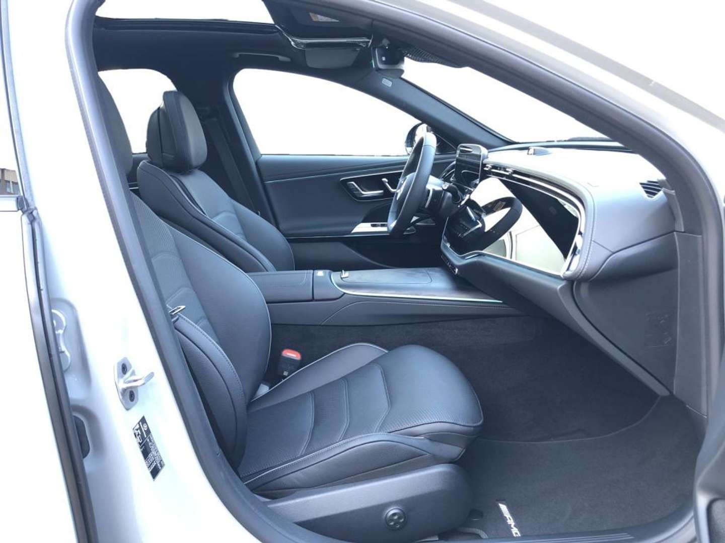 Mercedes Classe E 300 Night Edition - 2025 - Joinsteer - #3