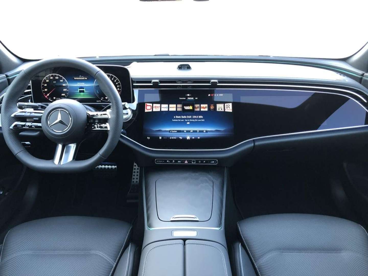 Mercedes Classe E 300 Night Edition - 2025 - Joinsteer - #4