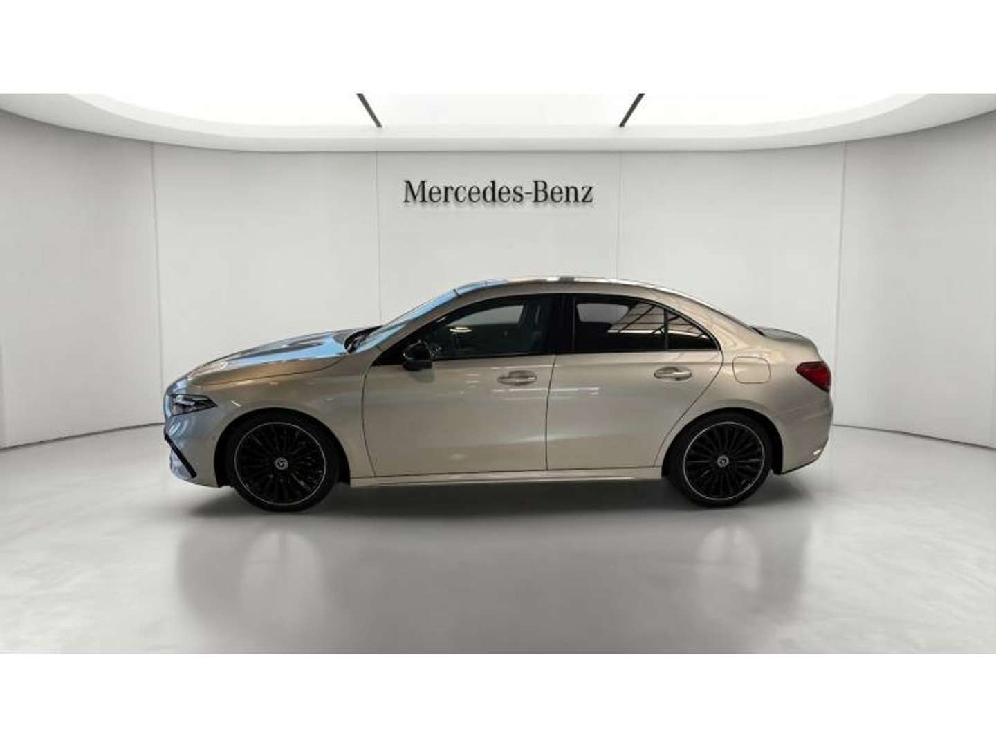 Mercedes Classe A 180 AMG Line - 2024 - Joinsteer - #2