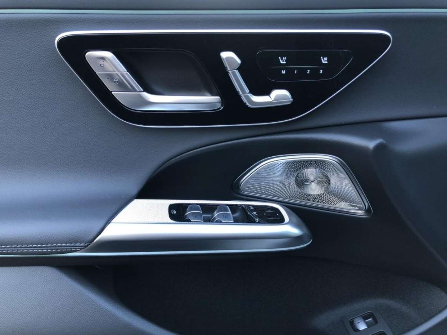 Mercedes Classe E 300 Night Edition - 2025 - Joinsteer - #15