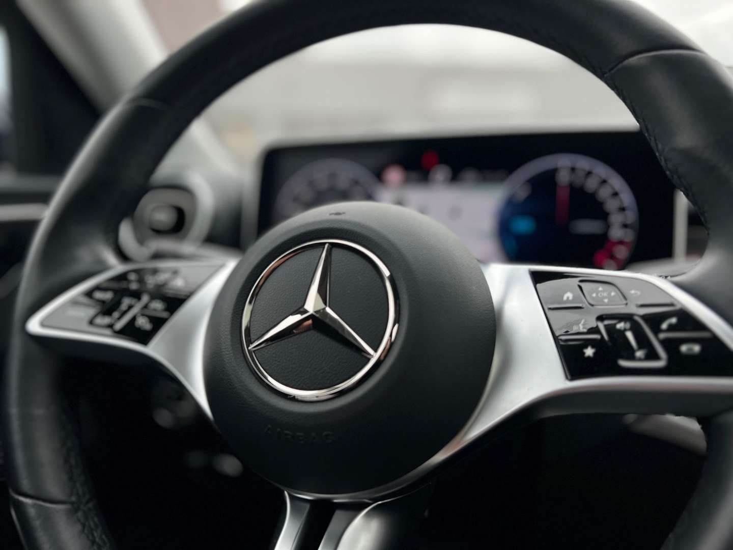Mercedes Classe C 300 Avantgarde - 2022 - Joinsteer - #24