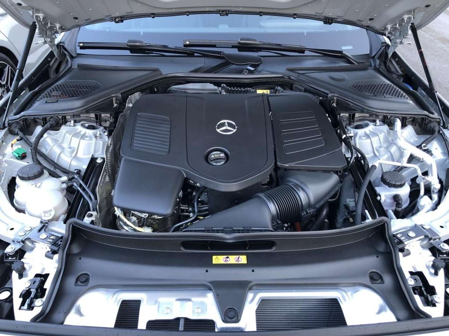 Mercedes Classe E 300 Night Edition - 2025 - Joinsteer - #16