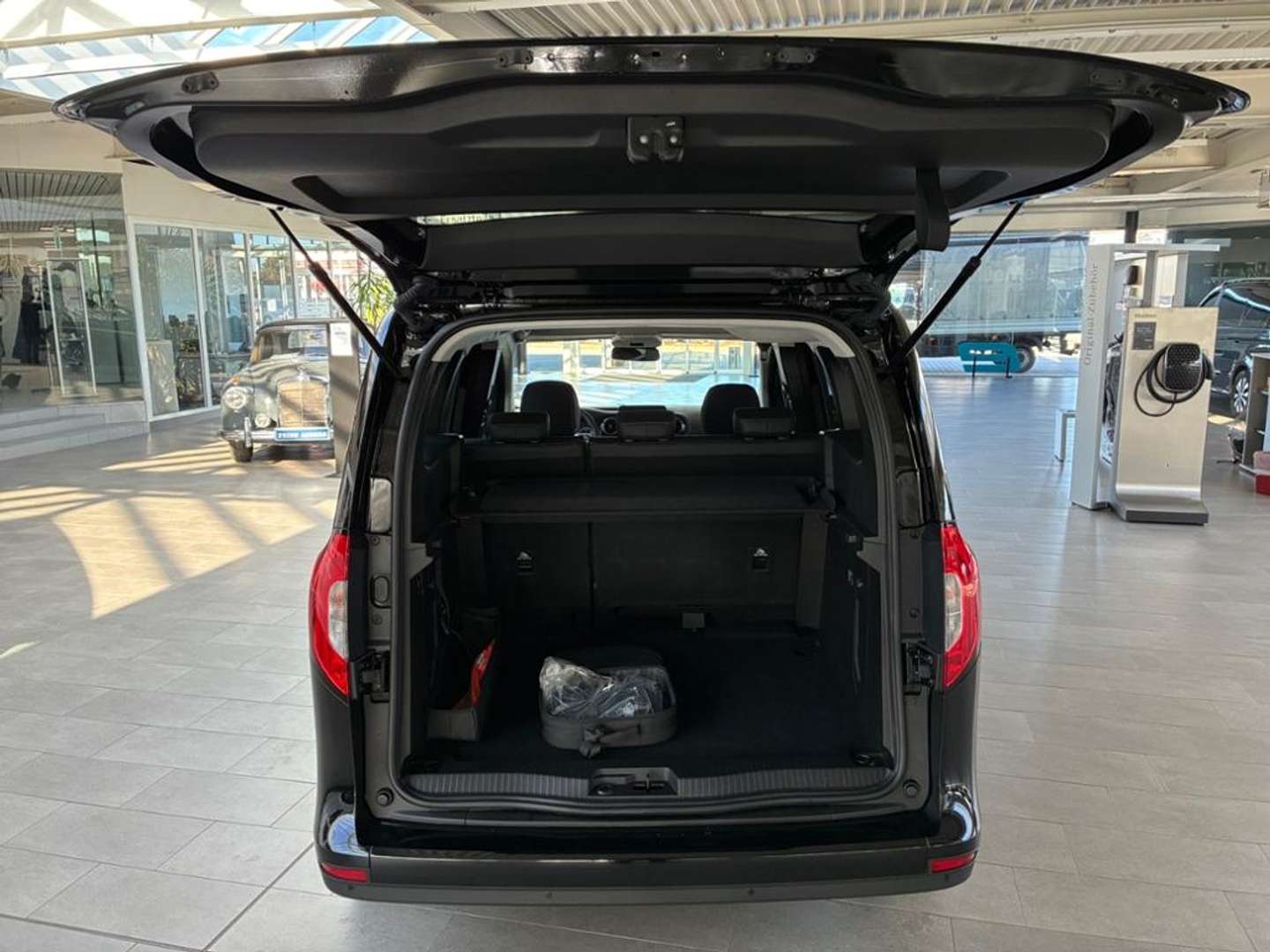 Mercedes EQT 200 Progressive - 2024 - Joinsteer - #8