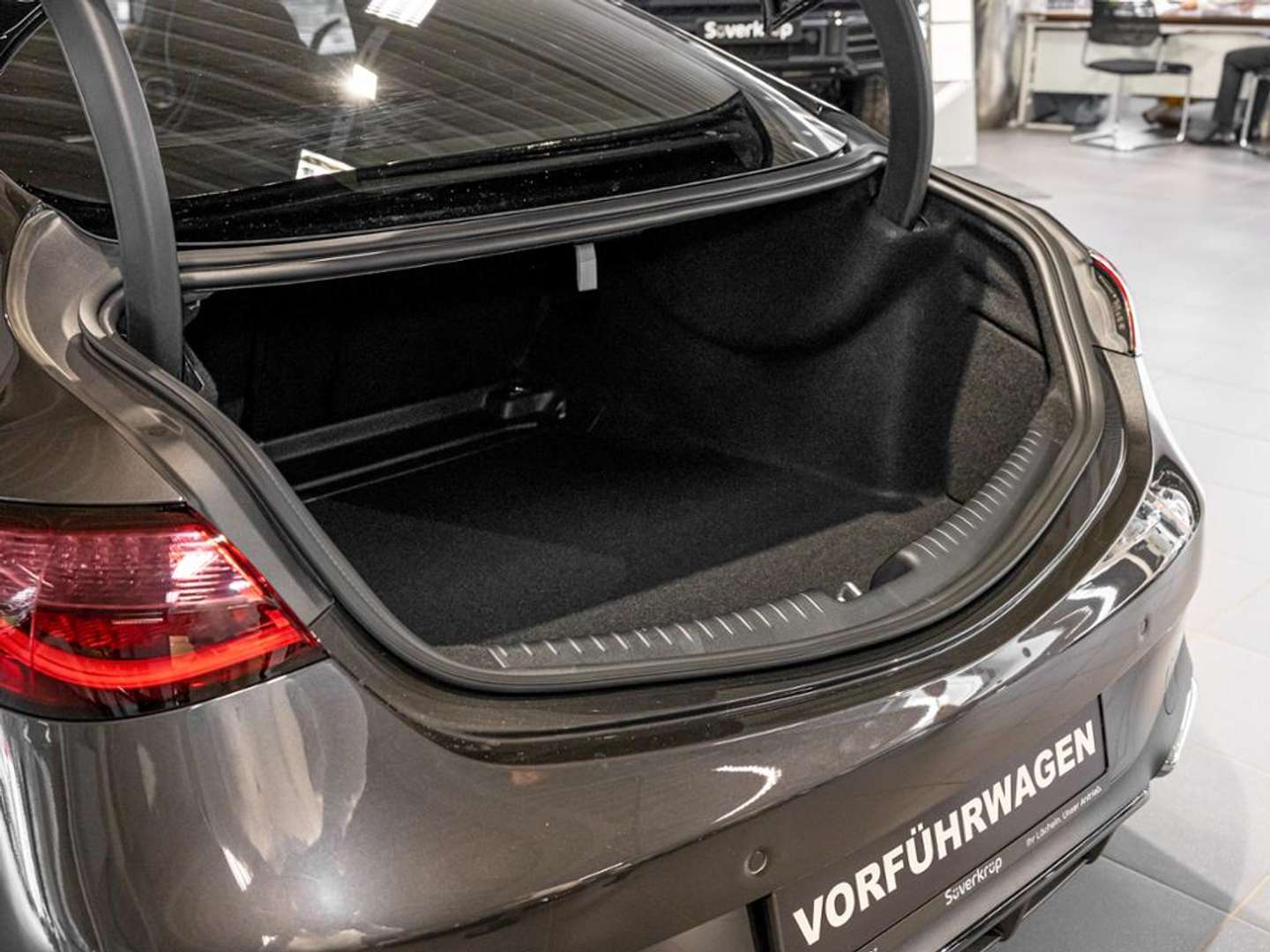 Mercedes CLE Coupé 200 Night Edition - 2025 - Joinsteer - #8