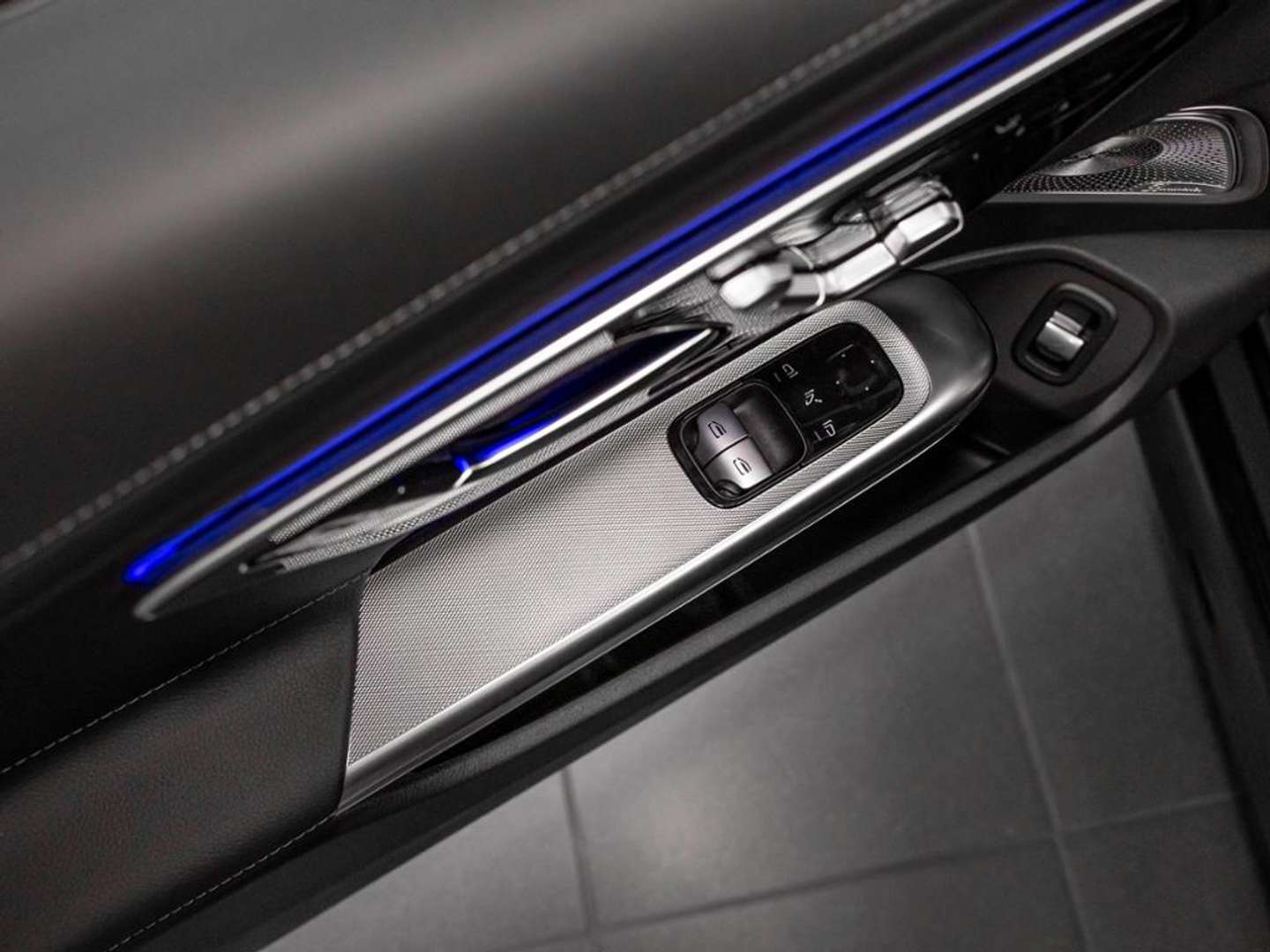 Mercedes CLE Coupé 200 Night Edition - 2025 - Joinsteer - #10