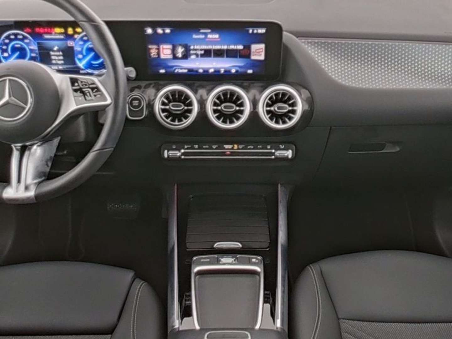 Mercedes EQA 350 Advanced - 2025 - Joinsteer - #4