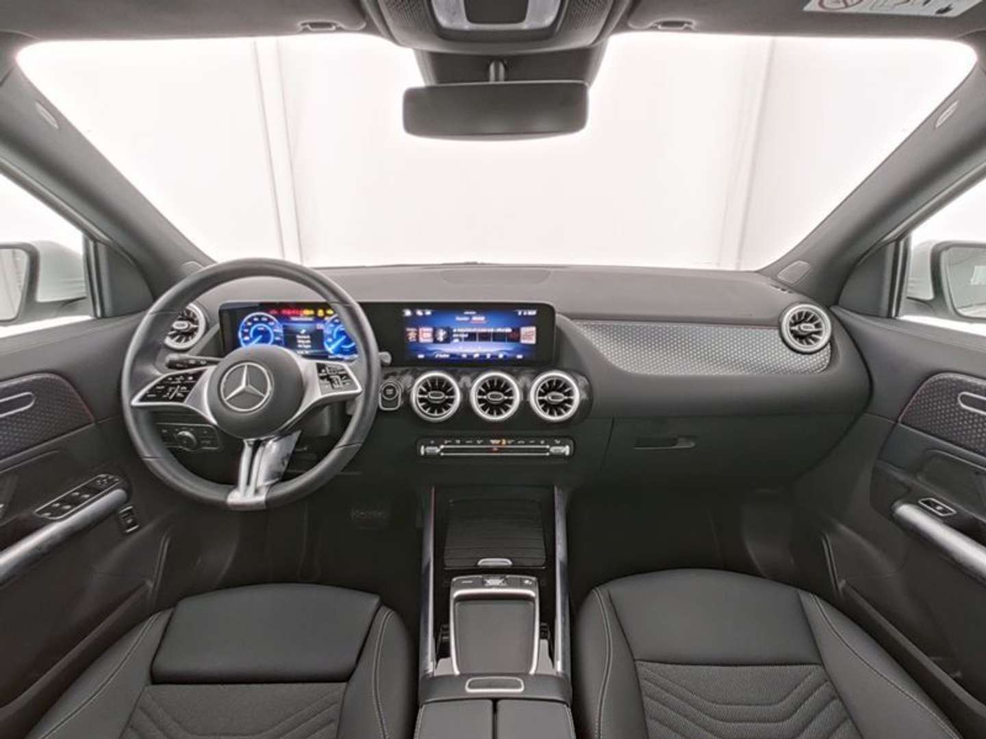 Mercedes EQA 350 Advanced - 2025 - Joinsteer - #6