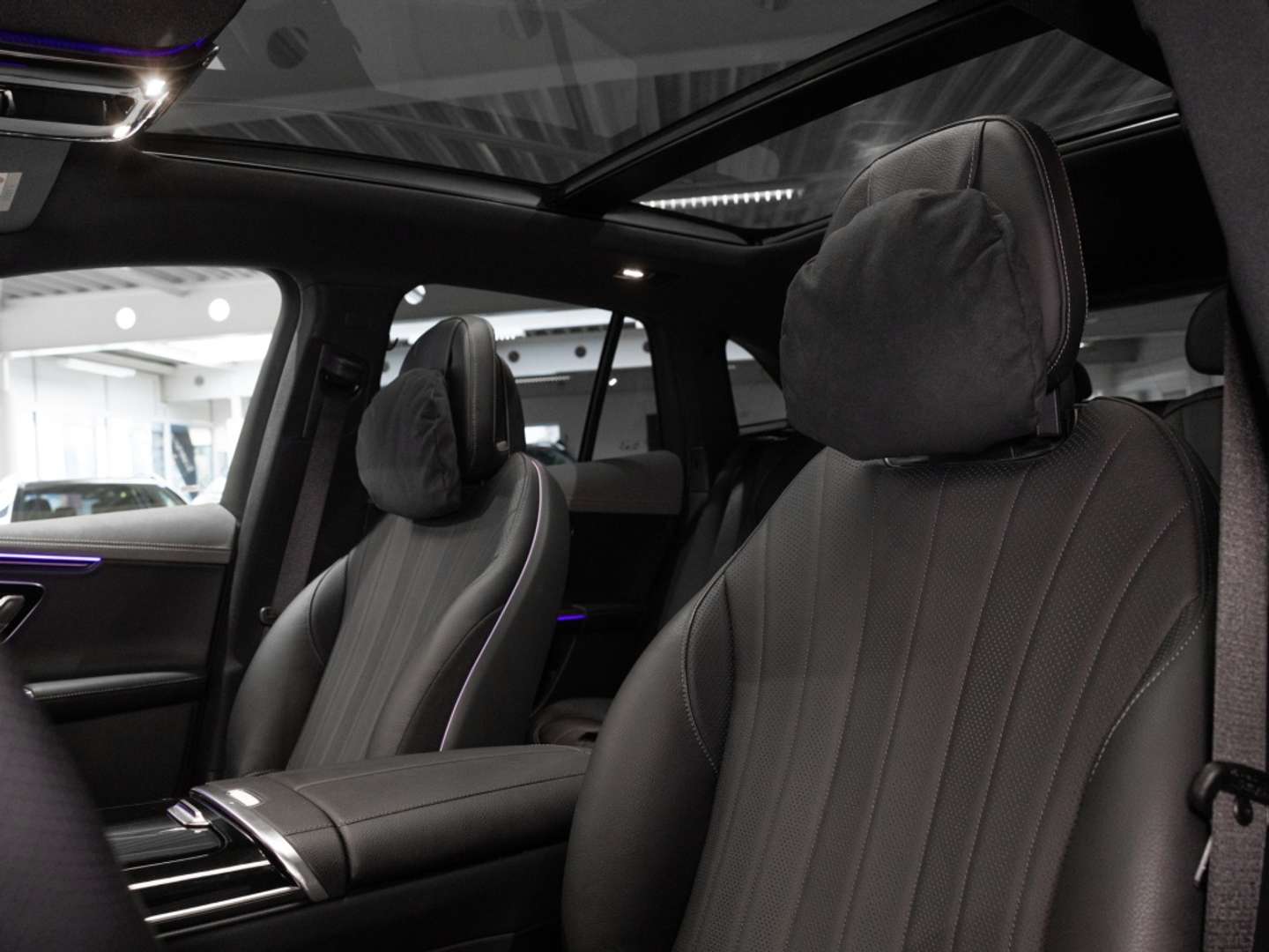 Mercedes EQE 300 Night Edition - 2025 - Joinsteer - #5
