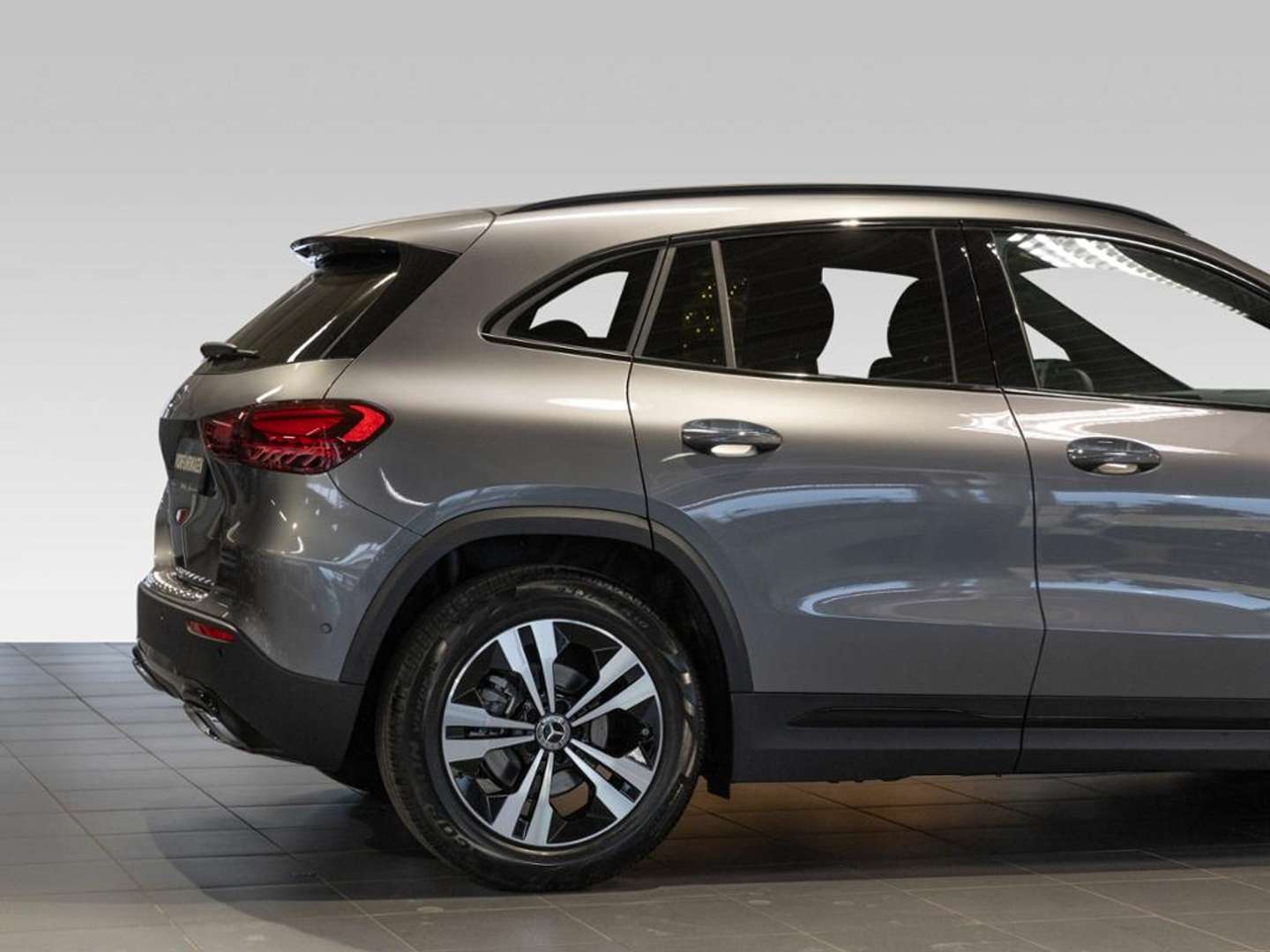Mercedes GLA 200 Night Edition - 2025 - Joinsteer - #5