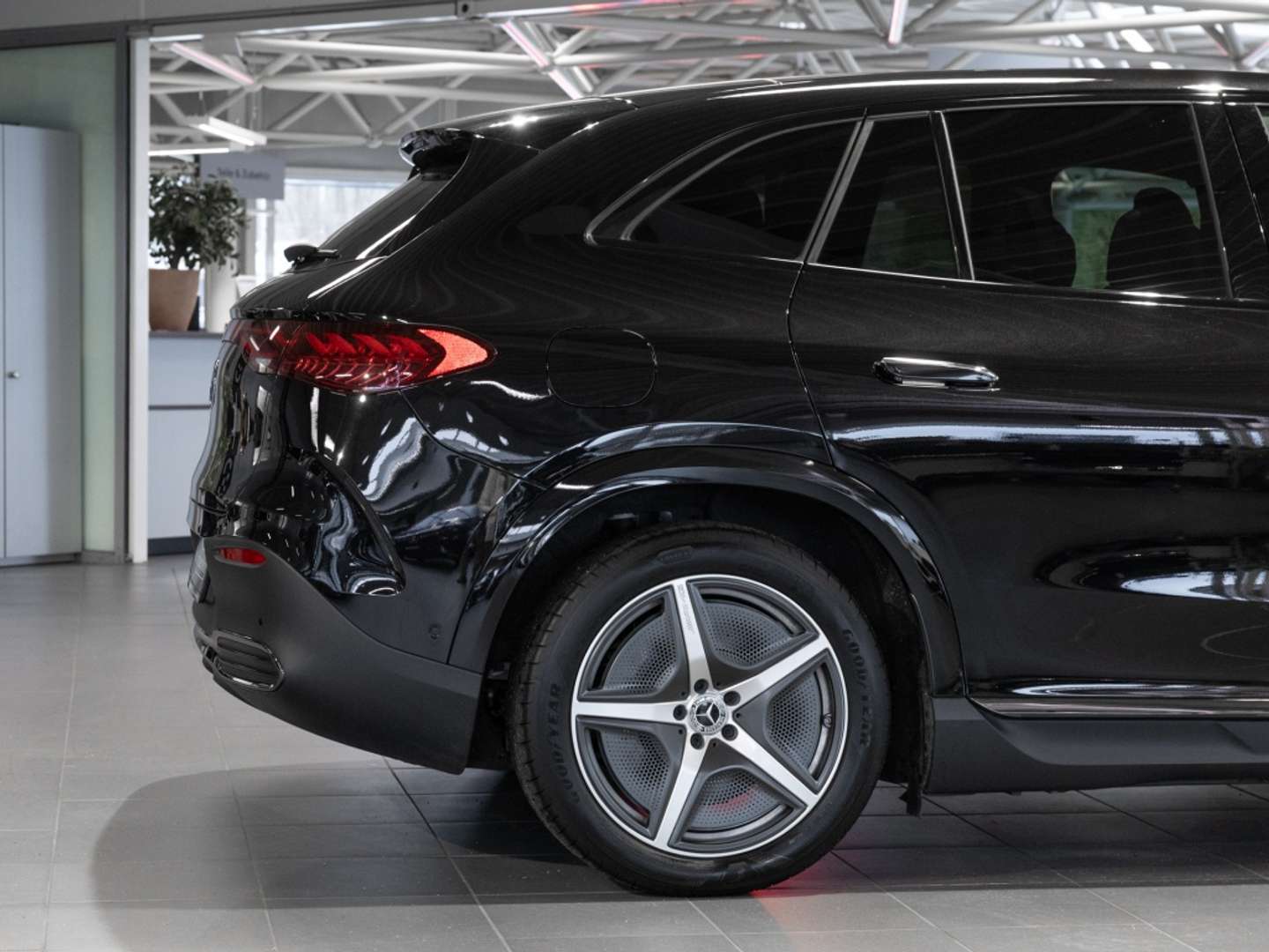 Mercedes EQE 300 Night Edition - 2025 - Joinsteer - #18