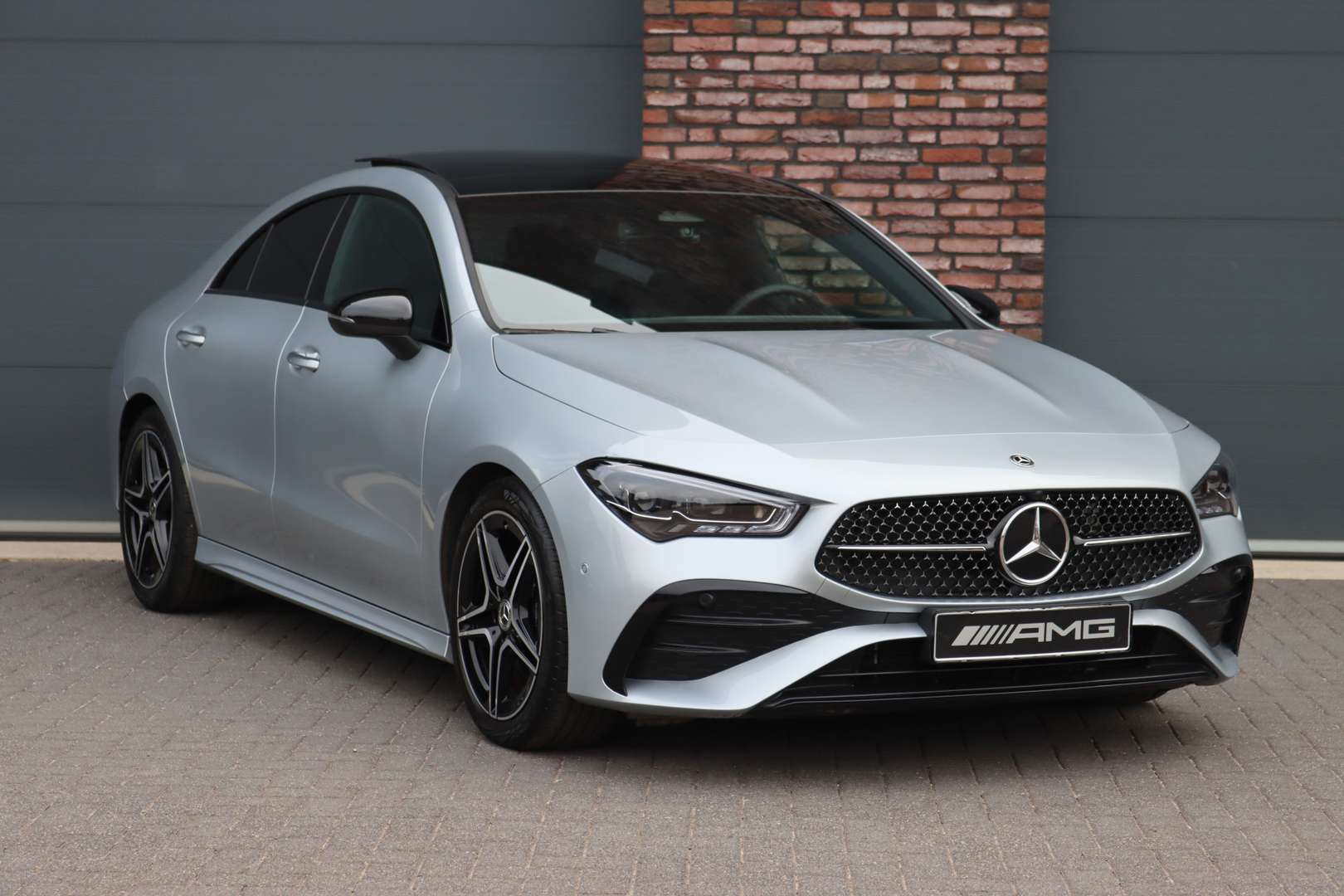 Mercedes CLA 180 AMG Line - 2025 - Joinsteer - #1
