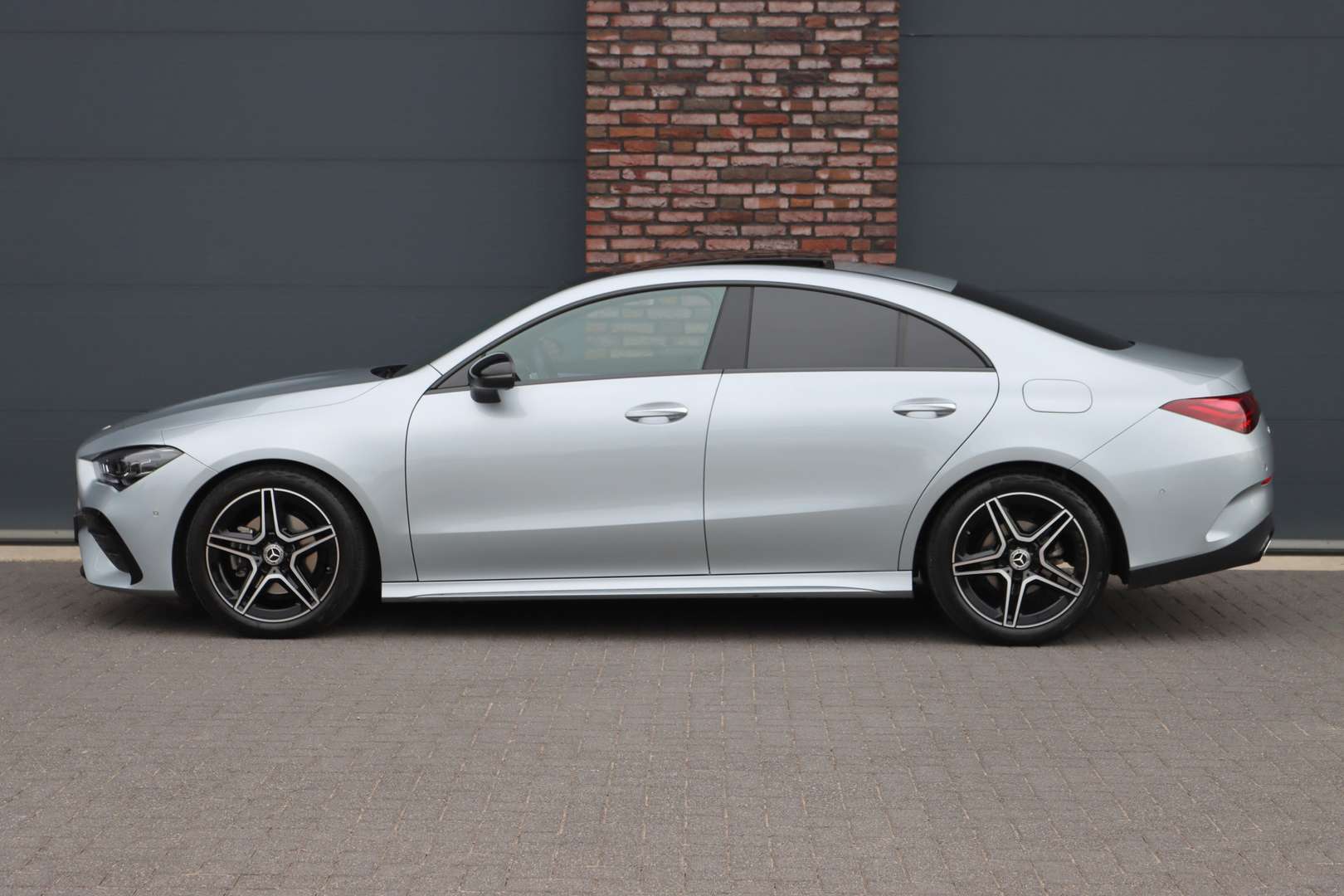 Mercedes CLA 180 AMG Line - 2025 - Joinsteer - #9