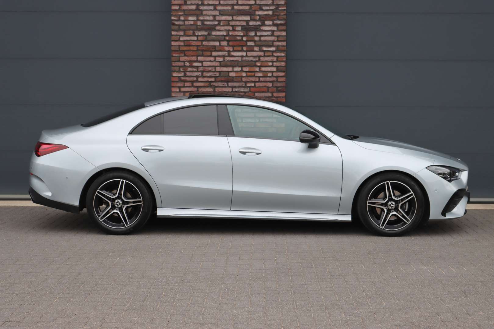 Mercedes CLA 180 AMG Line - 2025 - Joinsteer - #11