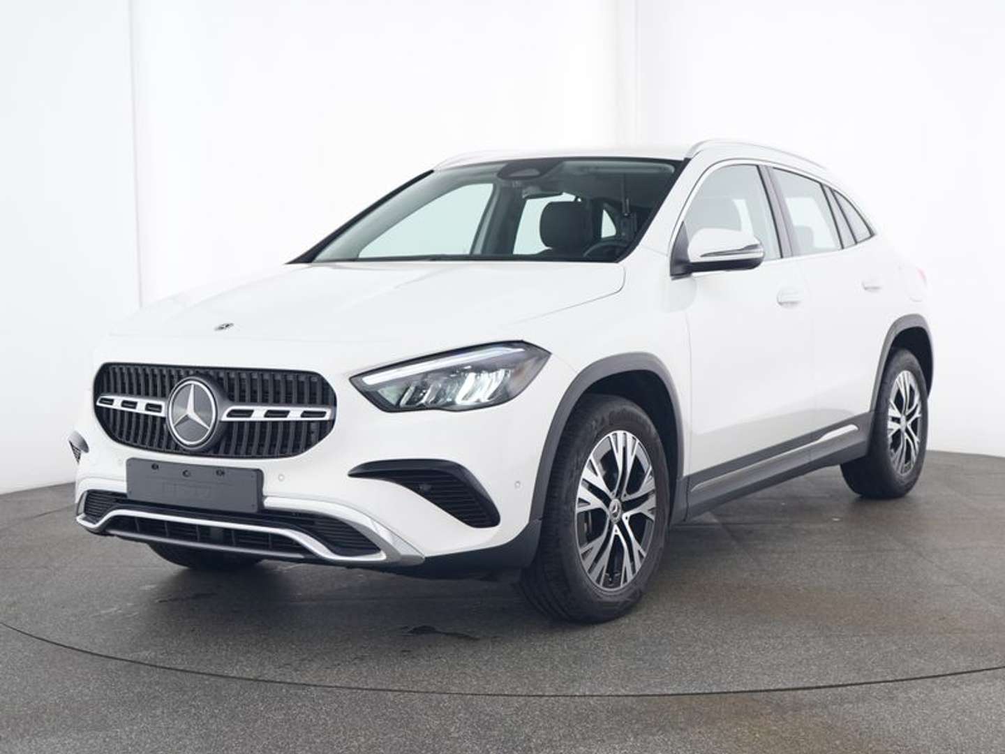 Mercedes GLA 180 Advanced - 2025 - Joinsteer - #1