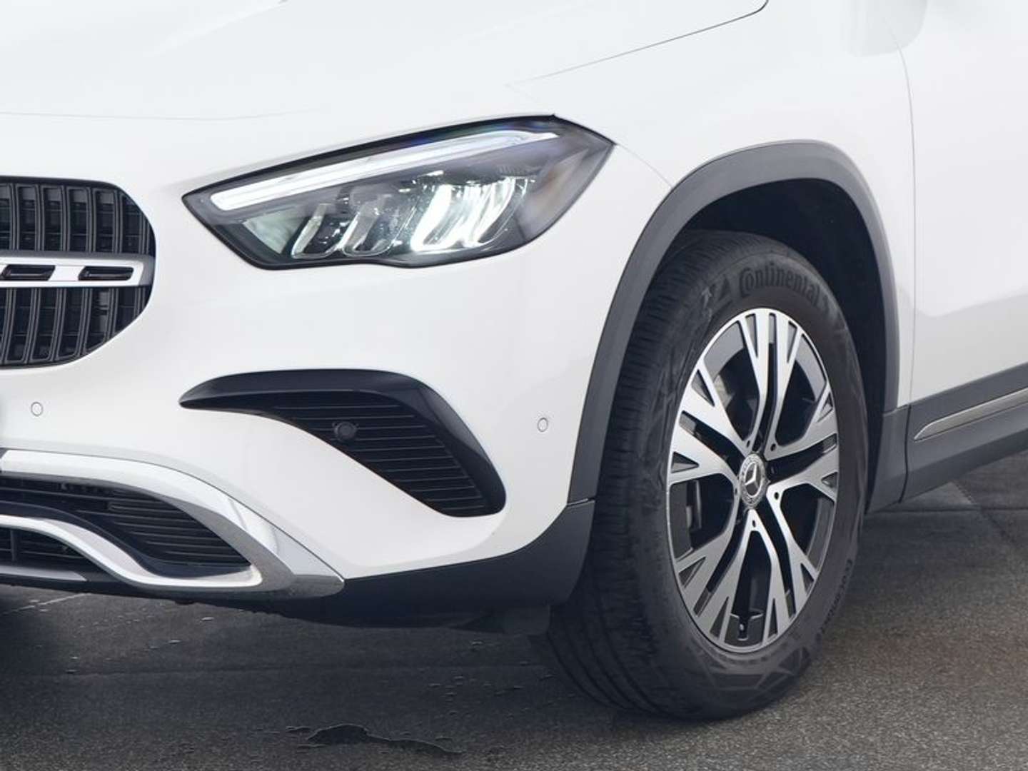 Mercedes GLA 180 Advanced - 2025 - Joinsteer - #3