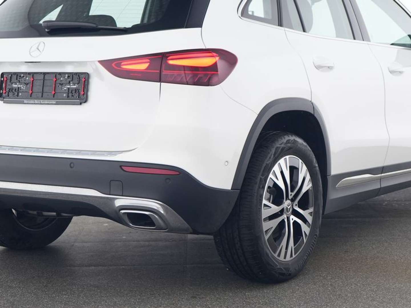 Mercedes GLA 180 Advanced - 2025 - Joinsteer - #4