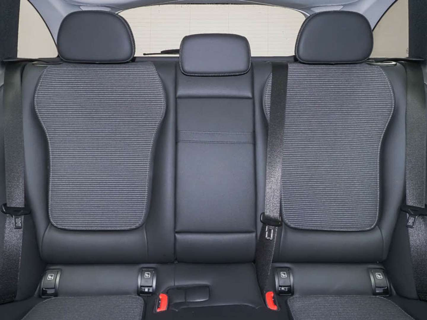 Mercedes Classe C 200 Advanced - 2024 - Joinsteer - #8