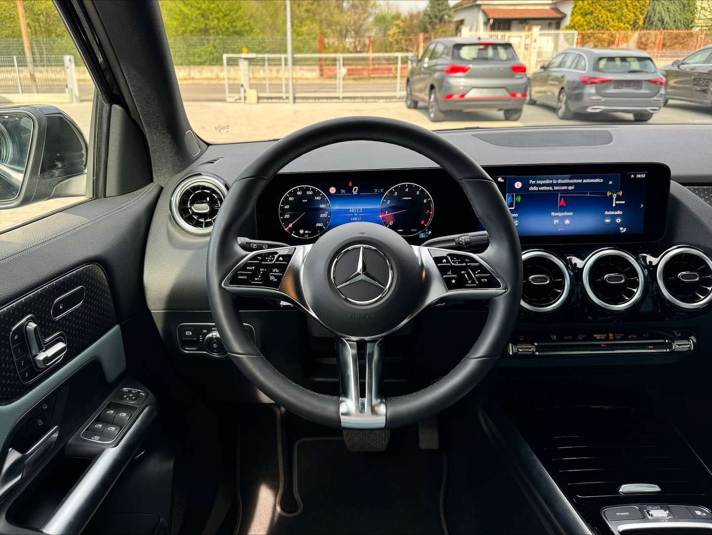 Mercedes GLA 180 Advanced - 2024 - Joinsteer - #9