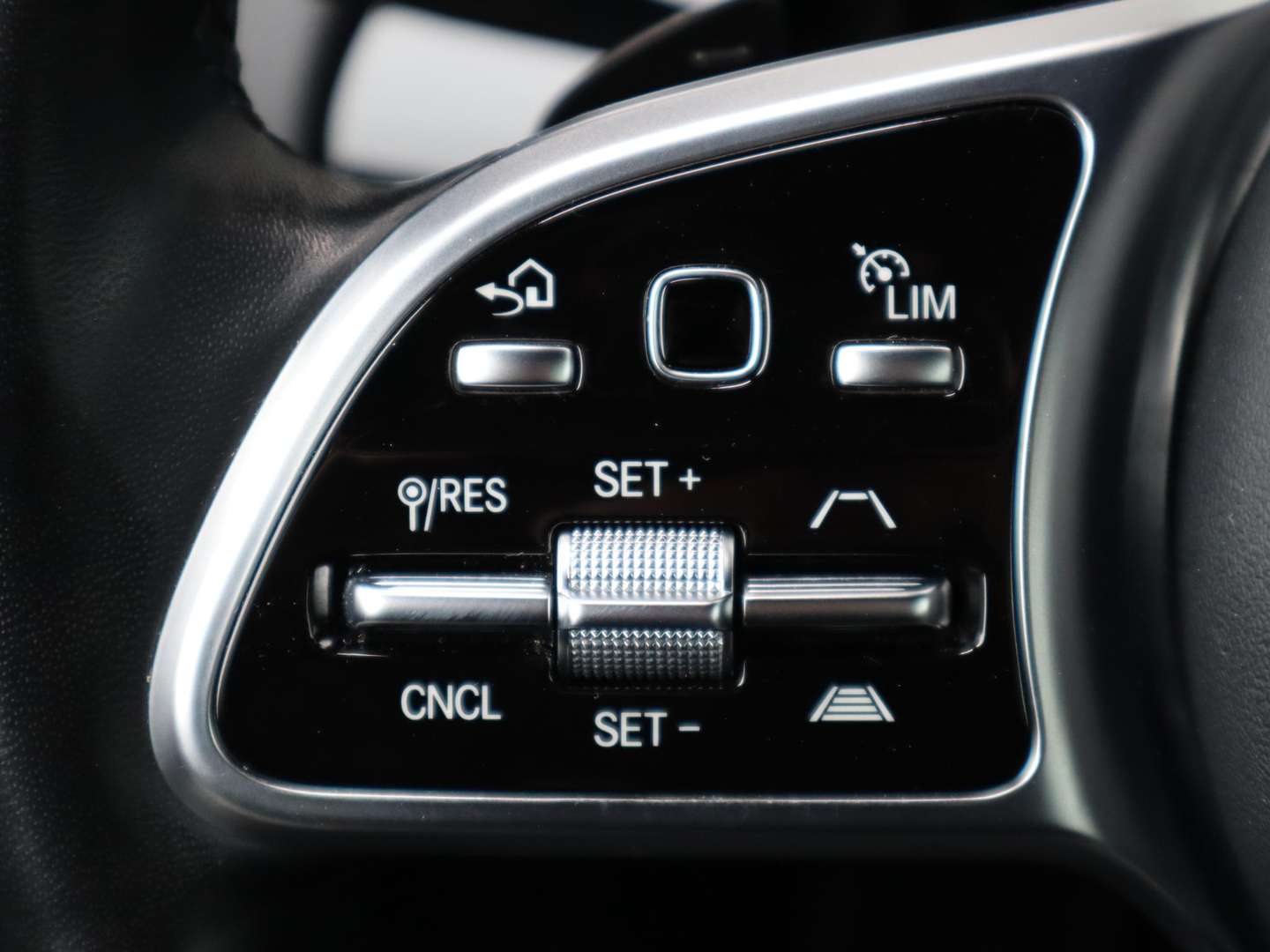 Mercedes EQA 250 Luxury Line - 2023 - Joinsteer - #16