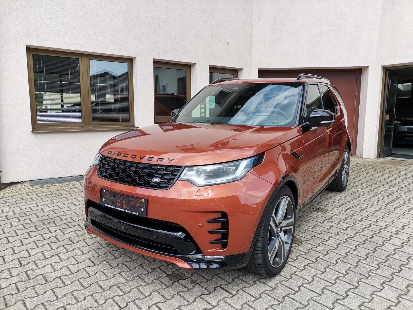 Land Rover Discovery P360 R-Dynamic HSE - 2021 - Joinsteer - #2