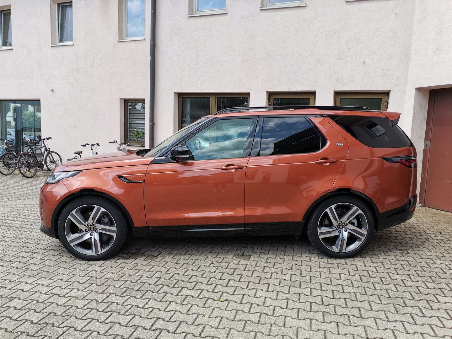 Land Rover Discovery P360 R-Dynamic HSE - 2021 - Joinsteer - #3