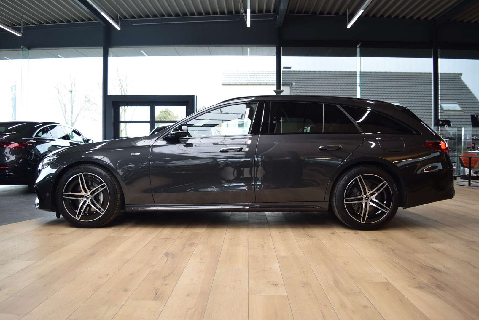 Mercedes Classe E Break 300 AMG Line - 2025 - Joinsteer - #3