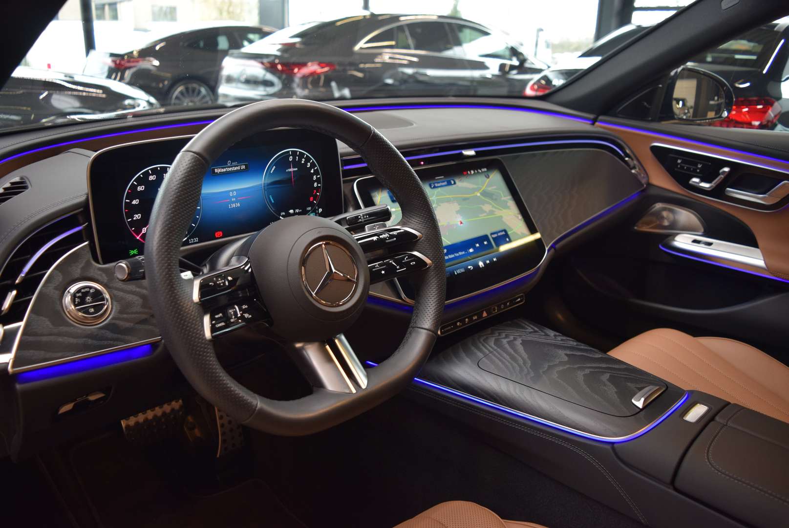 Mercedes Classe E Break 300 AMG Line - 2025 - Joinsteer - #11