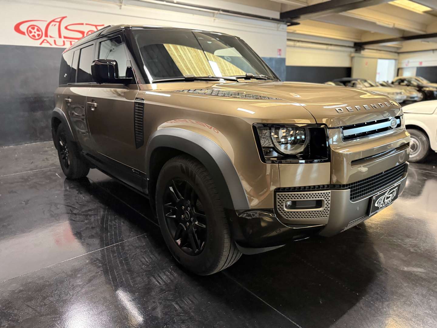 Land Rover Defender 110 D200 X-Dynamic SE - 2021 - Joinsteer - #2