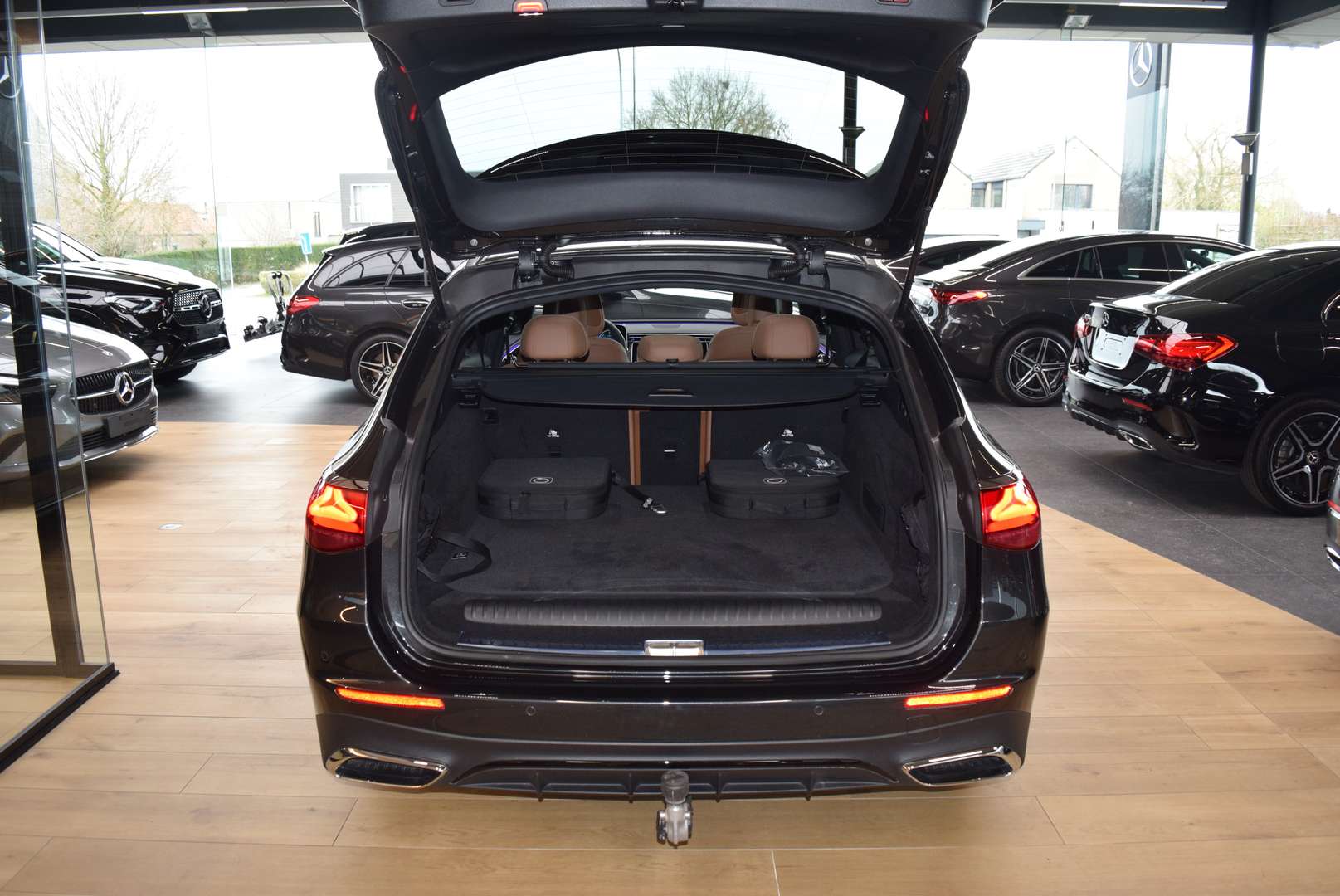 Mercedes Classe E Break 300 AMG Line - 2025 - Joinsteer - #14