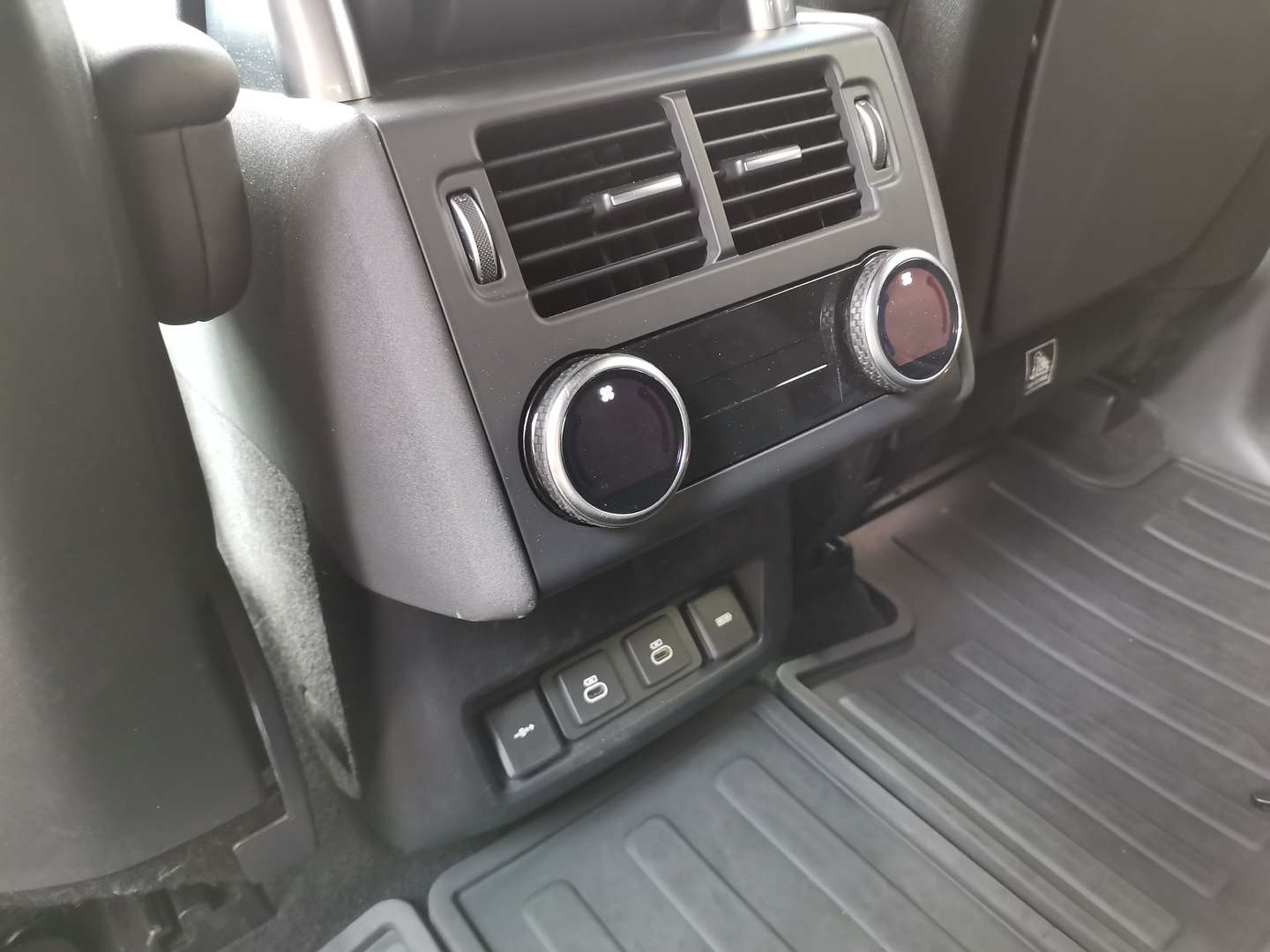 Land Rover Discovery P360 R-Dynamic HSE - 2021 - Joinsteer - #15