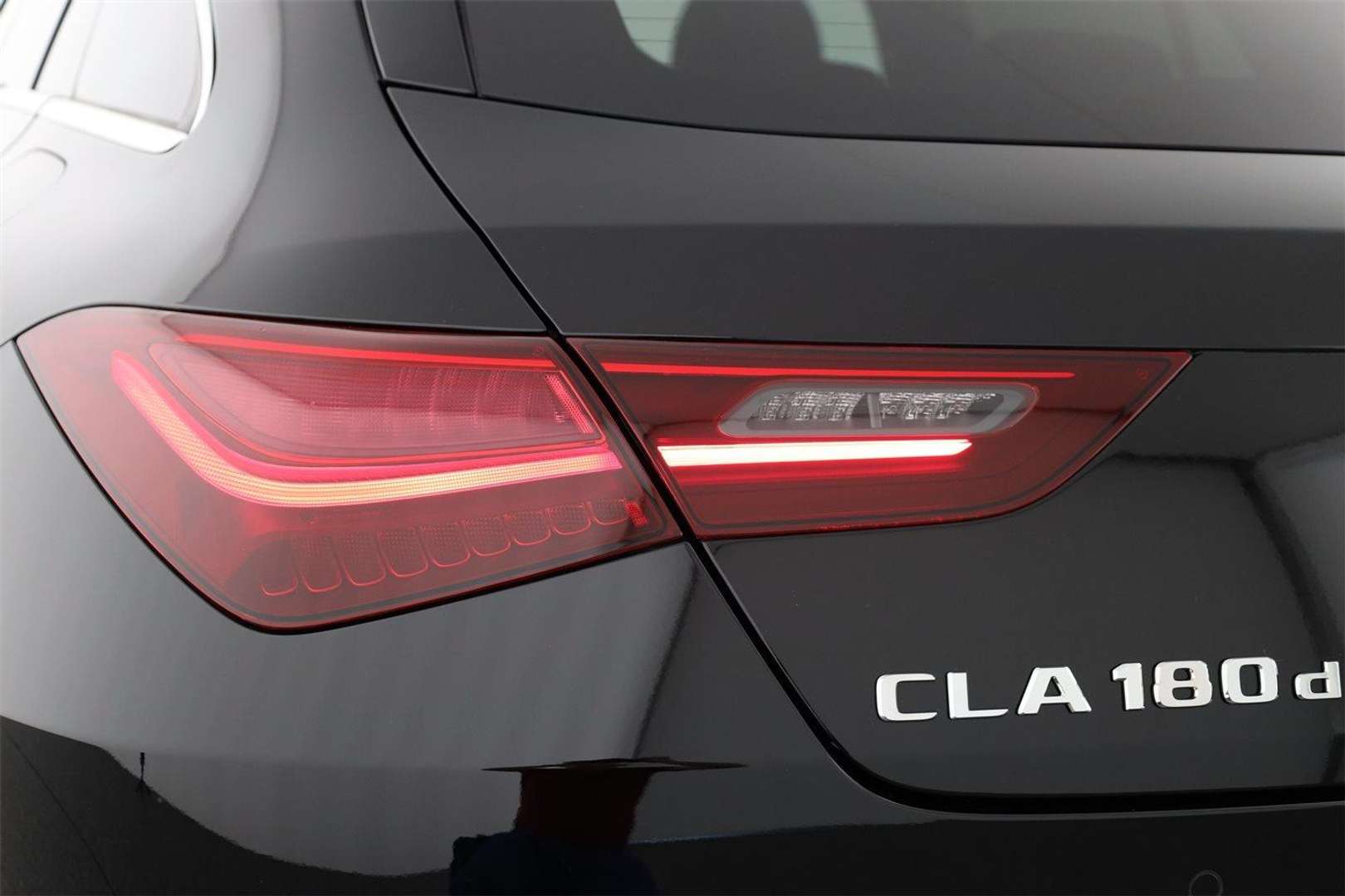 Mercedes CLA Shooting Break 180 Premium - 2025 - Joinsteer - #10