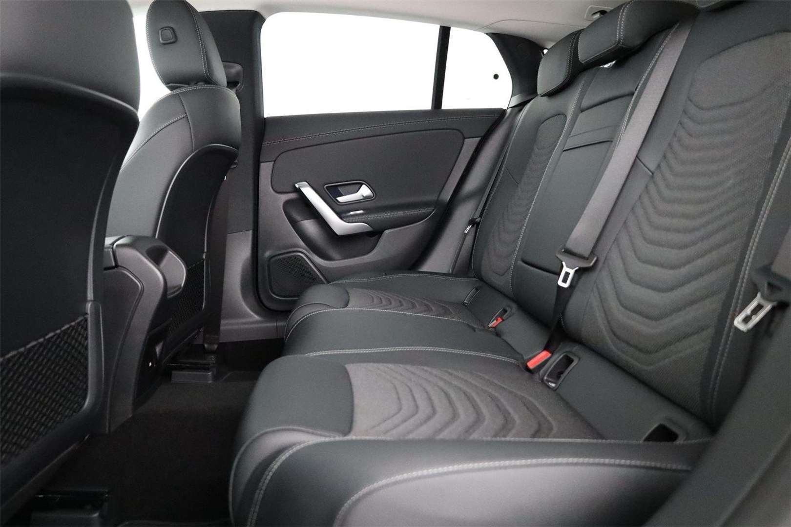 Mercedes CLA Shooting Break 180 Premium - 2025 - Joinsteer - #18