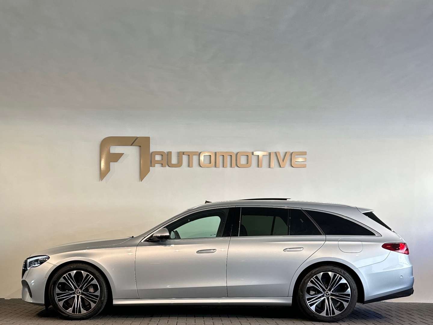 Mercedes Classe E Break 300 Luxury Line - 2024 - Joinsteer - #9