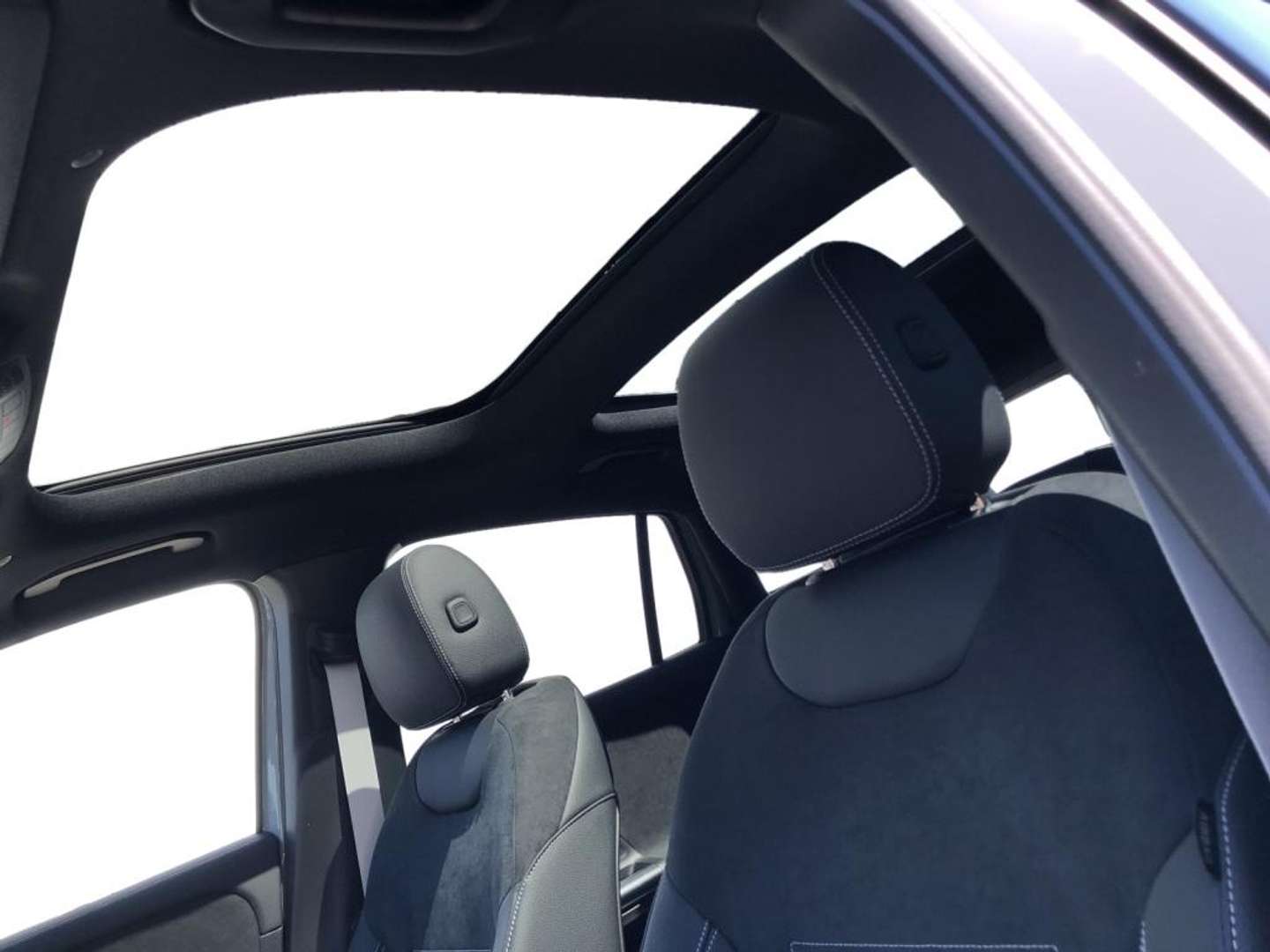 Mercedes GLA 200 AMG Line - 2025 - Joinsteer - #13