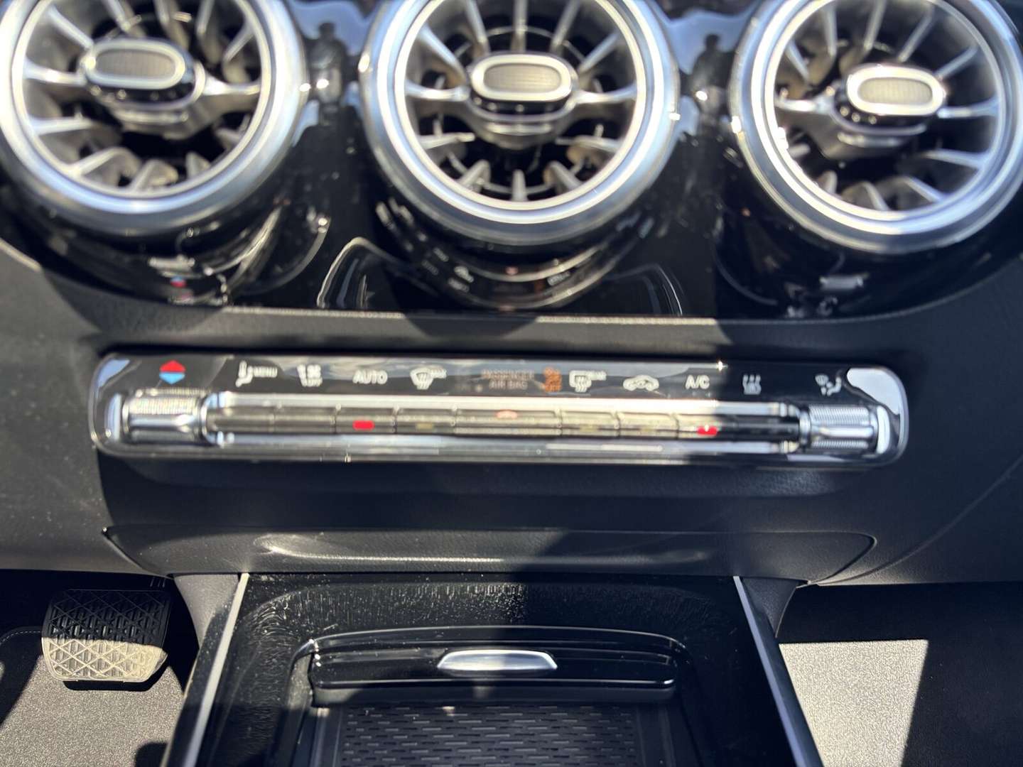 Mercedes GLA 200 - 2025 - Joinsteer - #14